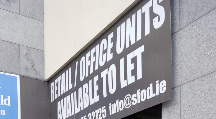 Planning application for café/restaurant in Blackwater Shopping Centre